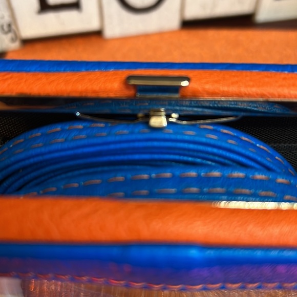 Florida Gators Wallet Wristlet or Crossbody nwot - Picture 12 of 15